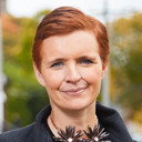Pixie McKenna als Self - Presenter