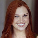 Robyn Kemp als Singer