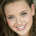 Katherine Newcomer als Lori