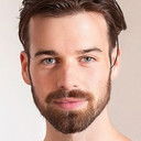 Grayson Gilbert als JJ