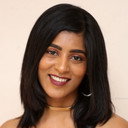 Gayatri Gupta als Sumathi
