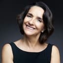 Ângela Pinto als Make-up Artist