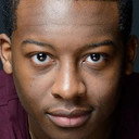 Brandon Michael Hall als Dr. Brian Faust