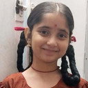 Varada Deodhar als Bayo Parchure / Yashoda Sadashiv Sane