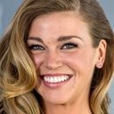 Adrianne Palicki als Holly Rocket
