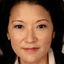 Patti Yasutake als Sen. Connie Kasamatsu