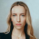 Paula Argüelles als Desolate Road Mother (uncredited)