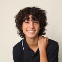 Adrian Menendez als Juan