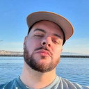 Chrish Guerra als Greg Campbell