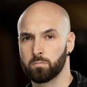 Fabian Novell als Carlos