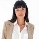 Lucía Solís Mendi, Property Master