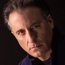 Andy Garcia als George Stone
