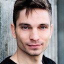 Lukas Steltner als Bastian