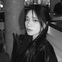 Ariya Suksauy, Costumer