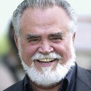 Herb Kohler als Café Man