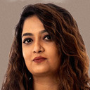 Soundarya Bala Nandakumar als Pub singer