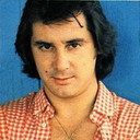 Juan Erasmo 'Mochi' als Self (archive footage)