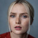 Sylvie Varcoe als Elli Kluge