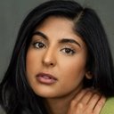 Anoushka Chadha als Self - Graduate Choir