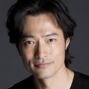 Yasuyuki Maekawa als Souichi Isurugi · Kamen Rider Evol