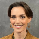 Celia Learmonth als Gisella Mosquera