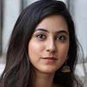 Akshaya Hariharan als Vasudha