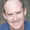 Michael Birch als Dr. Pern