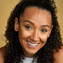 Yana Penrose als Jess/Linsey