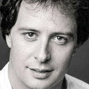 Scott Baker als Henry the Tailor