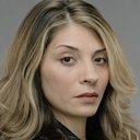 Callie Thorne als Laura Ballard