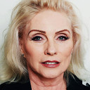 Debbie Harry als Velma Von Tussle