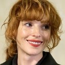 Vica Kerekes als Ela's mother
