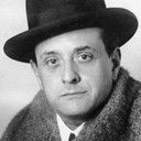 Marcel Vibert als The Butler (uncredited)