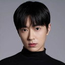 이동섭 als Jung Si-woo