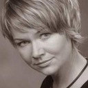 Joanna Węgrzynowska als Mom (voice)