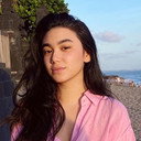 Shalima Hakim als Wiwit