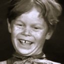 Sherwood Bailey als Newsboy (uncredited)