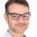 Ari Aguiar als Self - Host