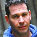 Robert Spillane als Crown Acquisitions Security Officer