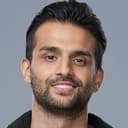 Karn Kalra als Tom