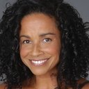 Rae Dawn Chong als The Gypsy