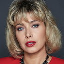 Selen Büke als 