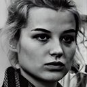 Аня Пенчева als Wife