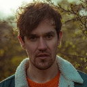 Tommy Ashby als White Snow