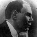 Abbas Mirza Sharifzadeh als Khan