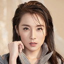 Qu Tong Yu als Li Jun Cheng's wife