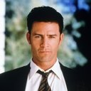 Ted King als FBI Agent on Roof