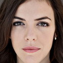 Duygu Erokan als Sinem