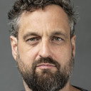 Martijn van der Veen als Karel