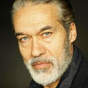 Bruno Bilotta als Sniper Chief Giordani